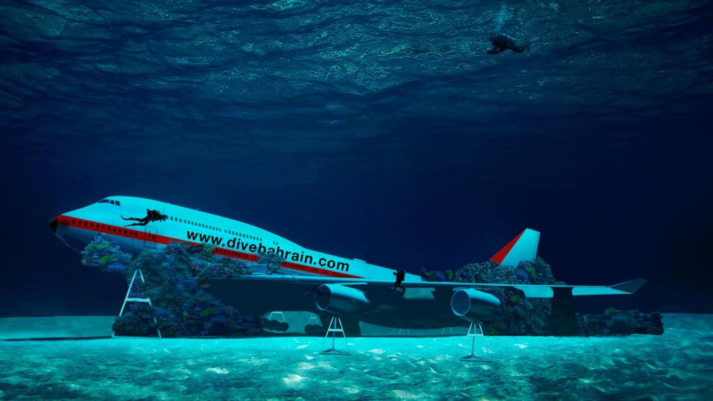 Boeing 747 sunken Bahrein