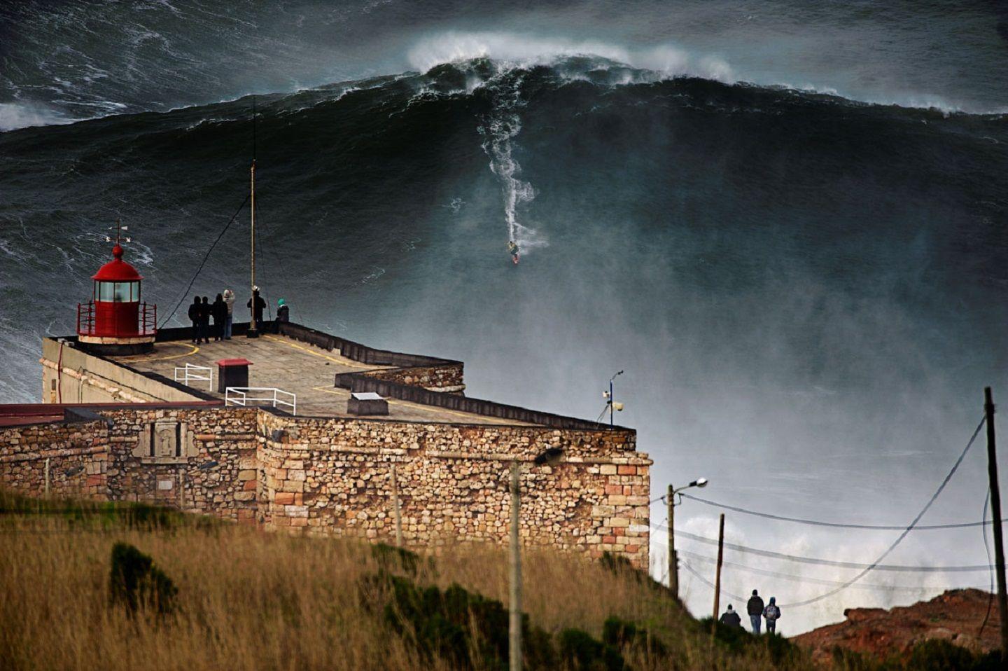 El surfista Garrett McNamara