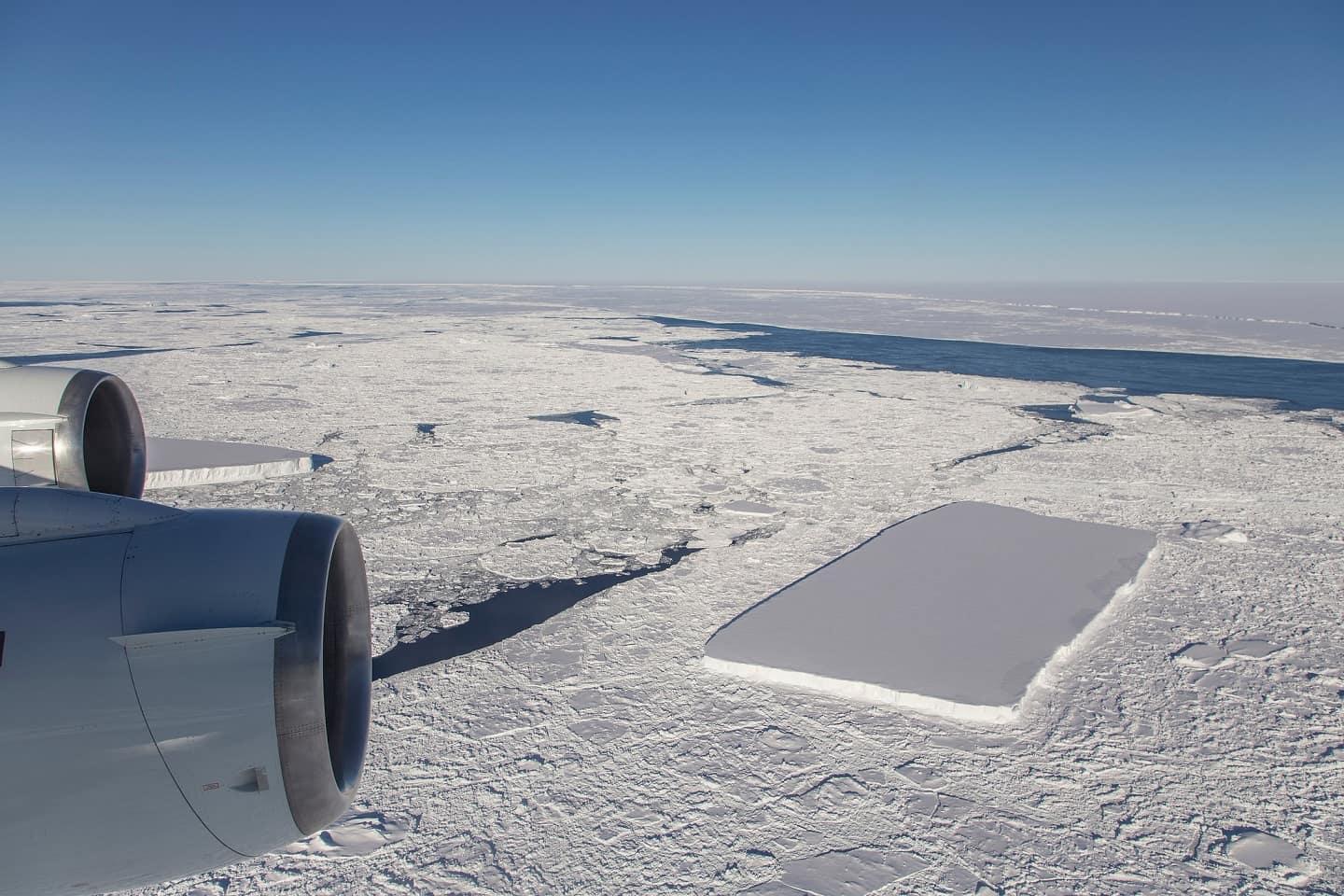 IceBridge Iceberg tabular NASA