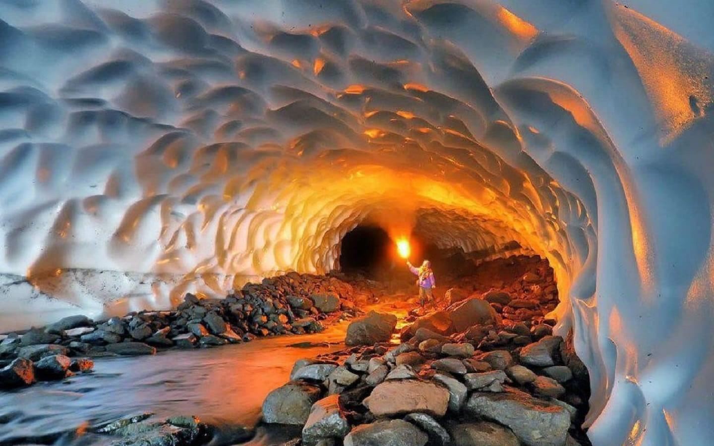  Amazing Kamchatka Ice Cave