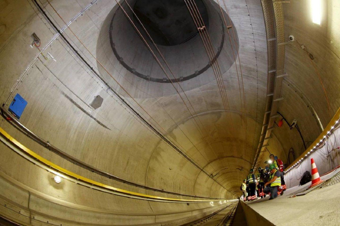 Gotthard rail tunnel