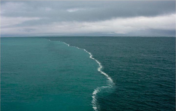 Golfo de Alaska océano pacífico Atlántico dos colores